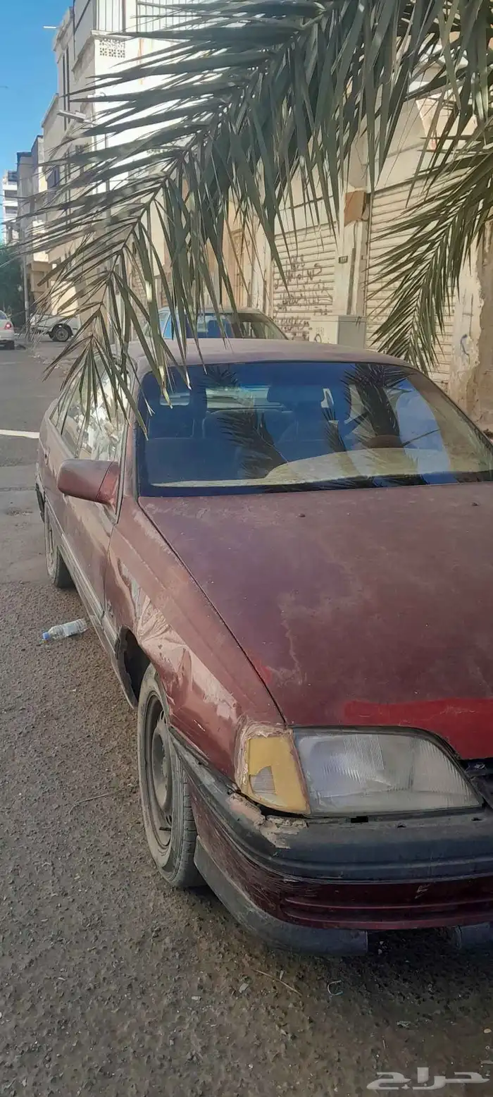 سياره اوبل اومكا موديل 93 للبيع استماره بها سنه وثمن اشهر 0