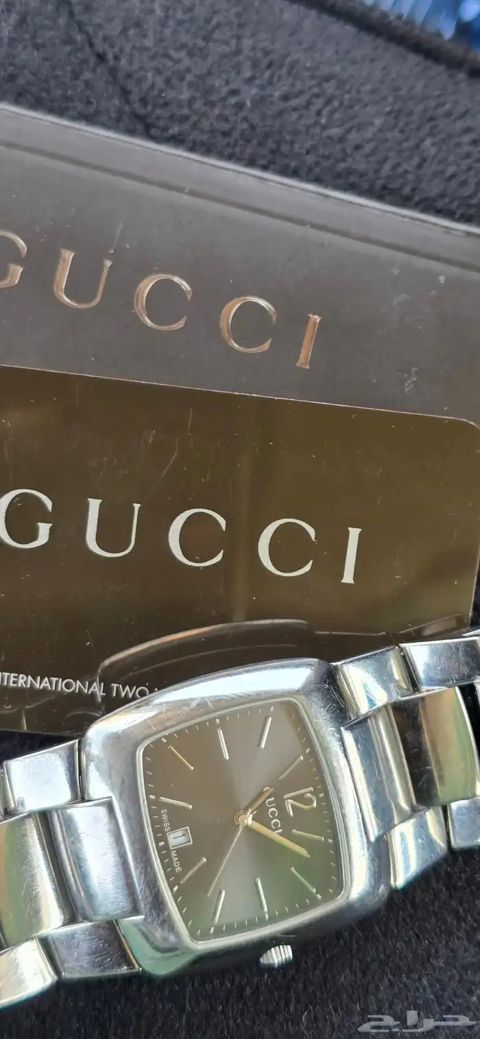 للبيع ساعة gucci swiss med 1