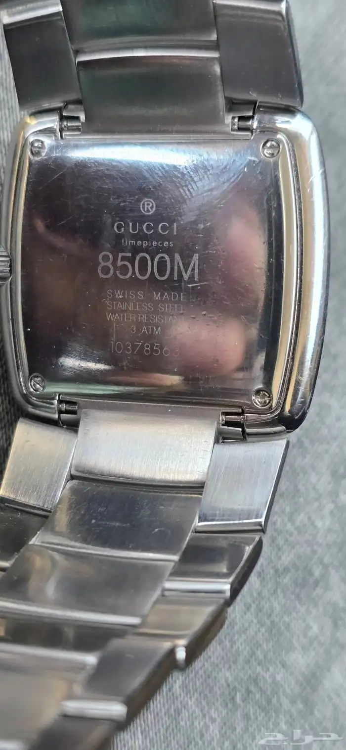 للبيع ساعة gucci swiss med 4
