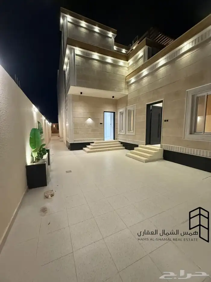 للبيع فيلا منفصله حي الشفا ثلاث ادوار 1