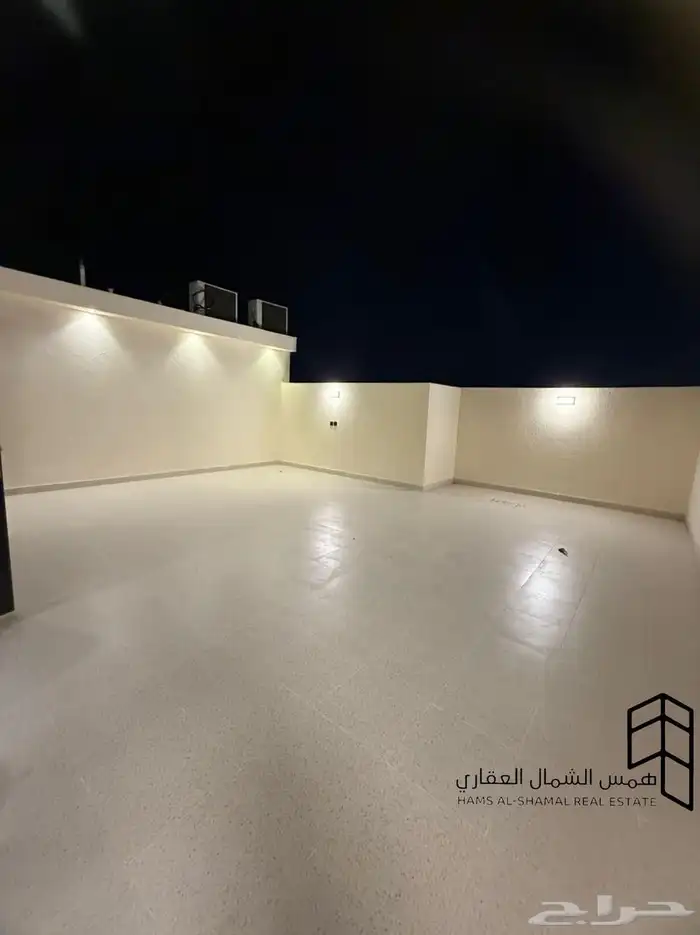 للبيع فيلا منفصله حي الشفا ثلاث ادوار 18