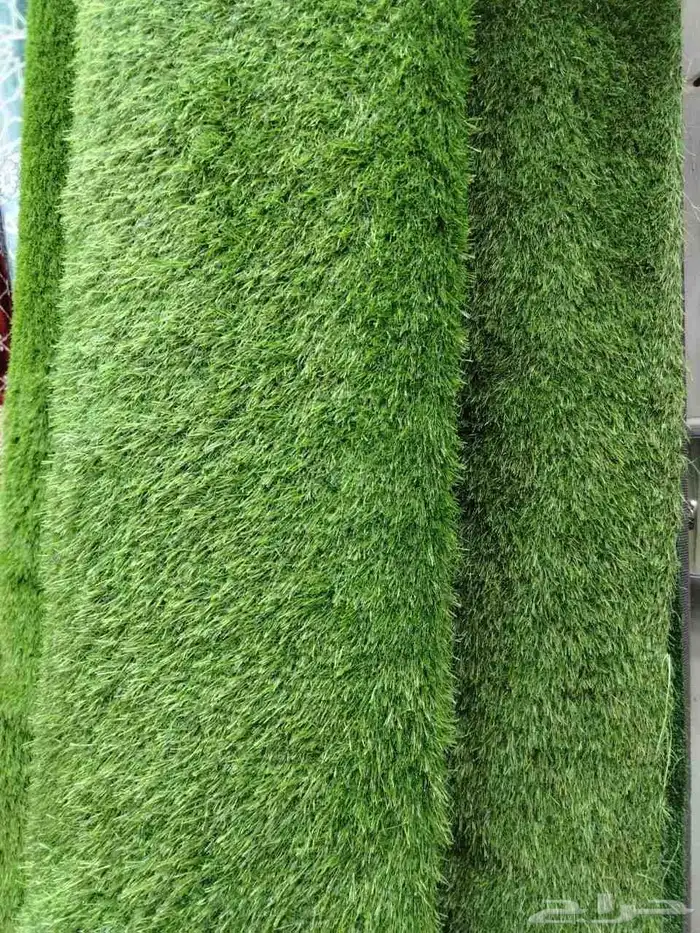 أنجيلا ثايل عشب زراعي صناعي 10