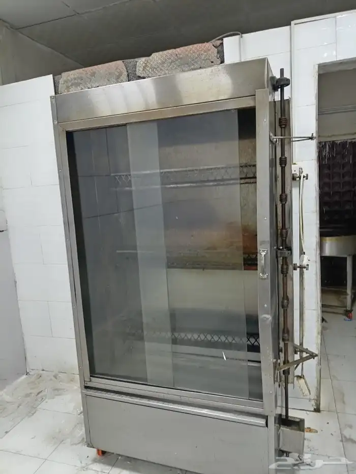 يوجد لدينا شوايه 8 سيخ مع قدر بخاري 0