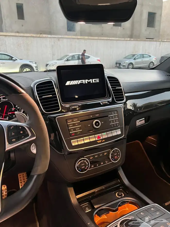 مرسيدس جي ال اي 63 اس AMG 12