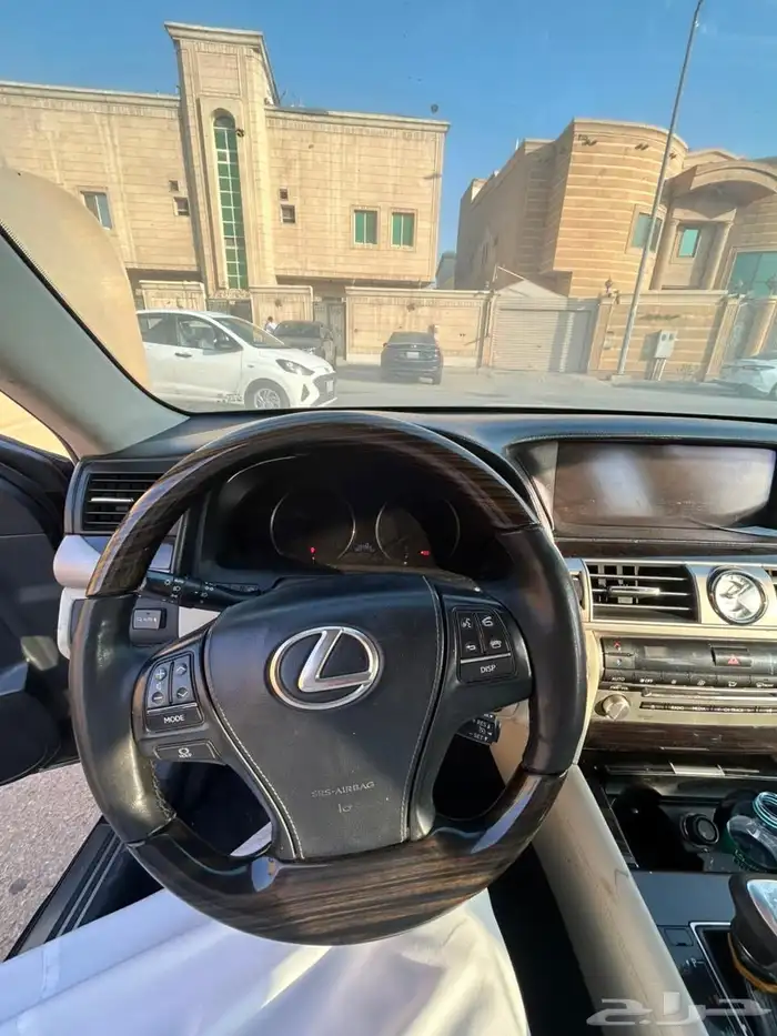 لكزس LS460 7