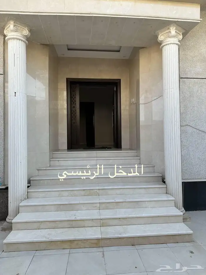 فلة للبيع حي عروة 1