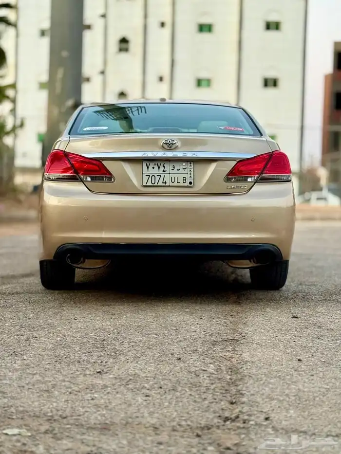 للبيع افالون 2011 نظيفة 11