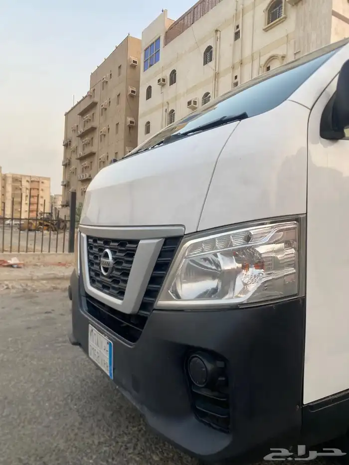 باص نيسان بضاعه ديزل 2020 4