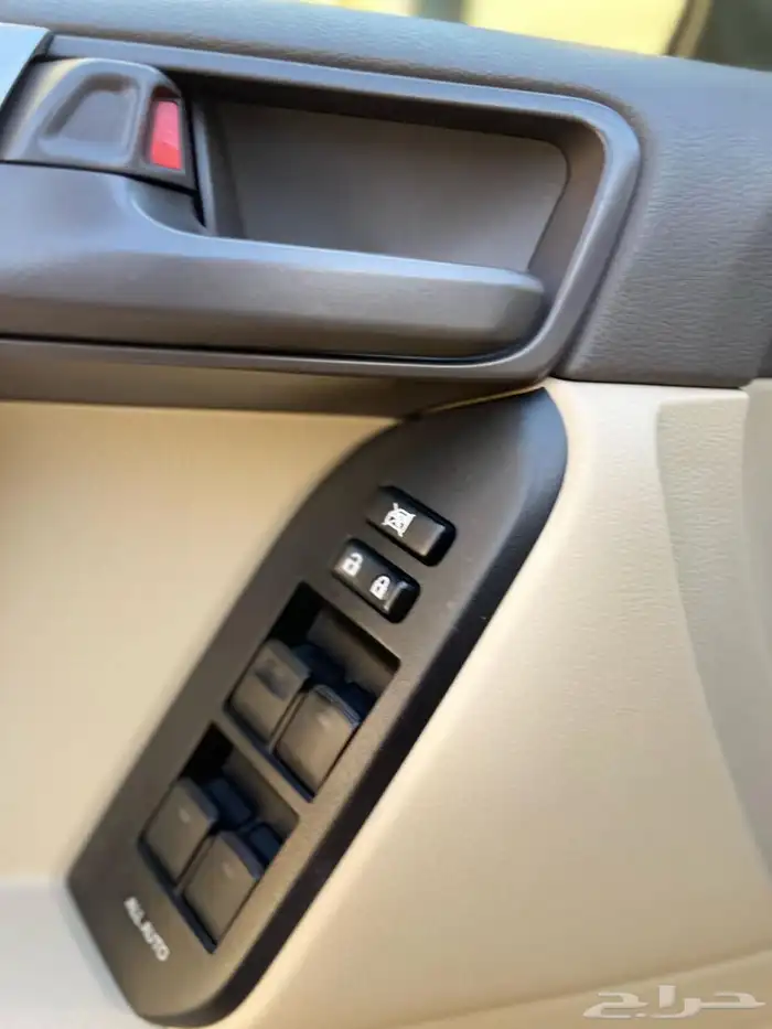 جيب تويوتا برادو 6 سلندر موديل 2020 15