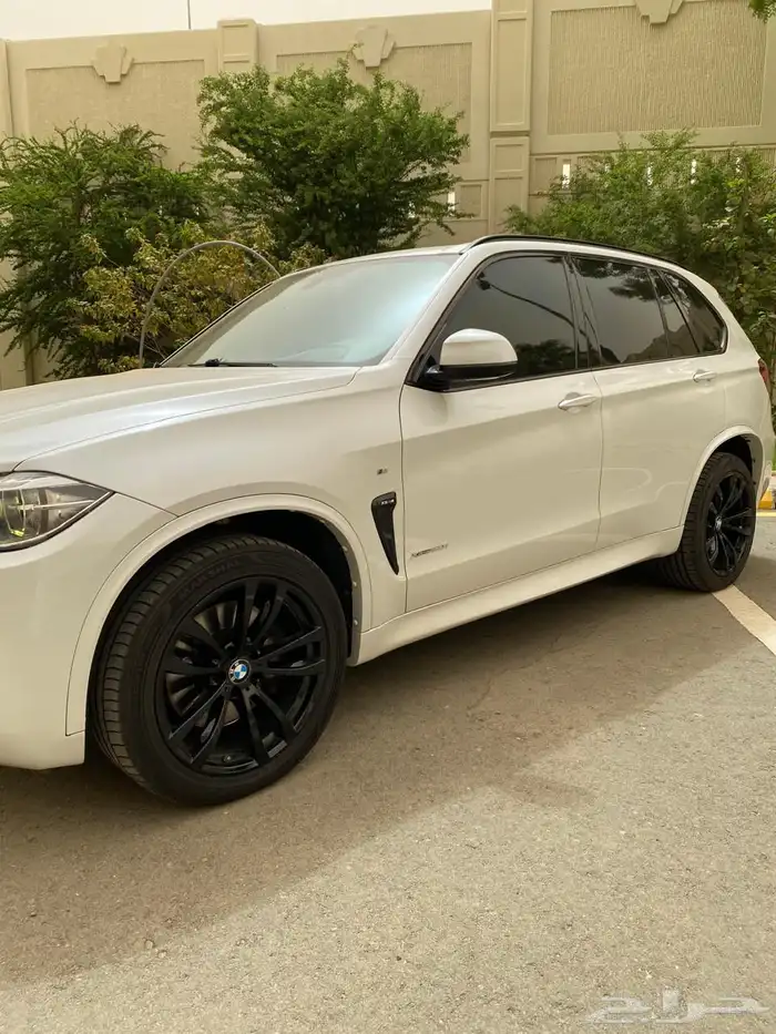 جيب بي ام x5 موديل 2016 0