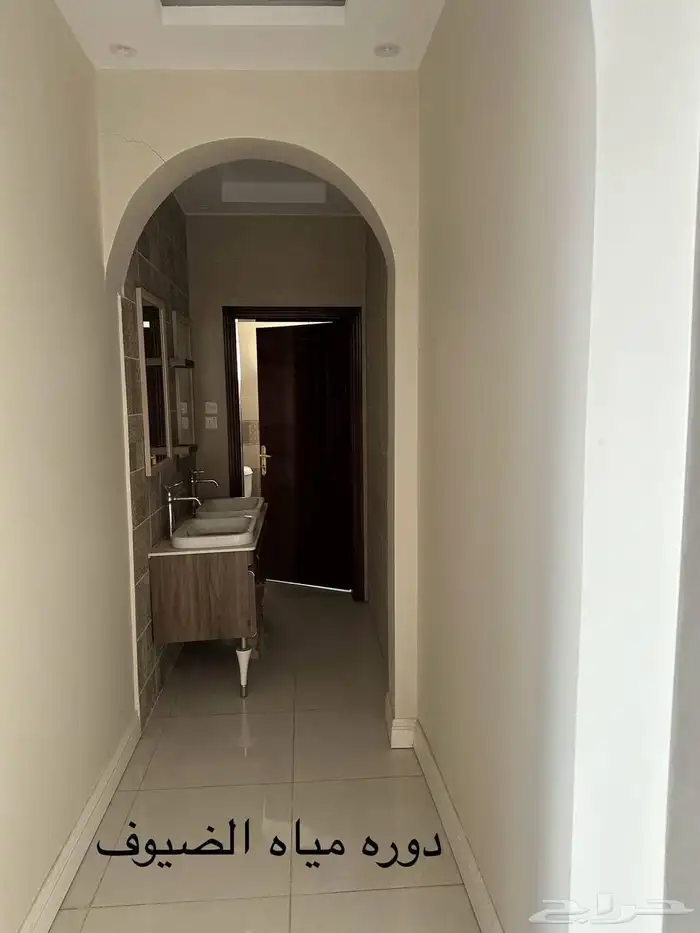 فلة للبيع حي عروة 10