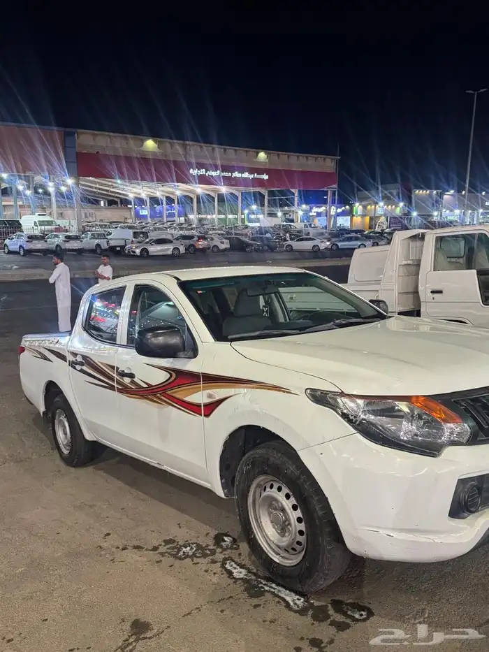 للبيع وانتيت L200 ديزل غمارتين 24