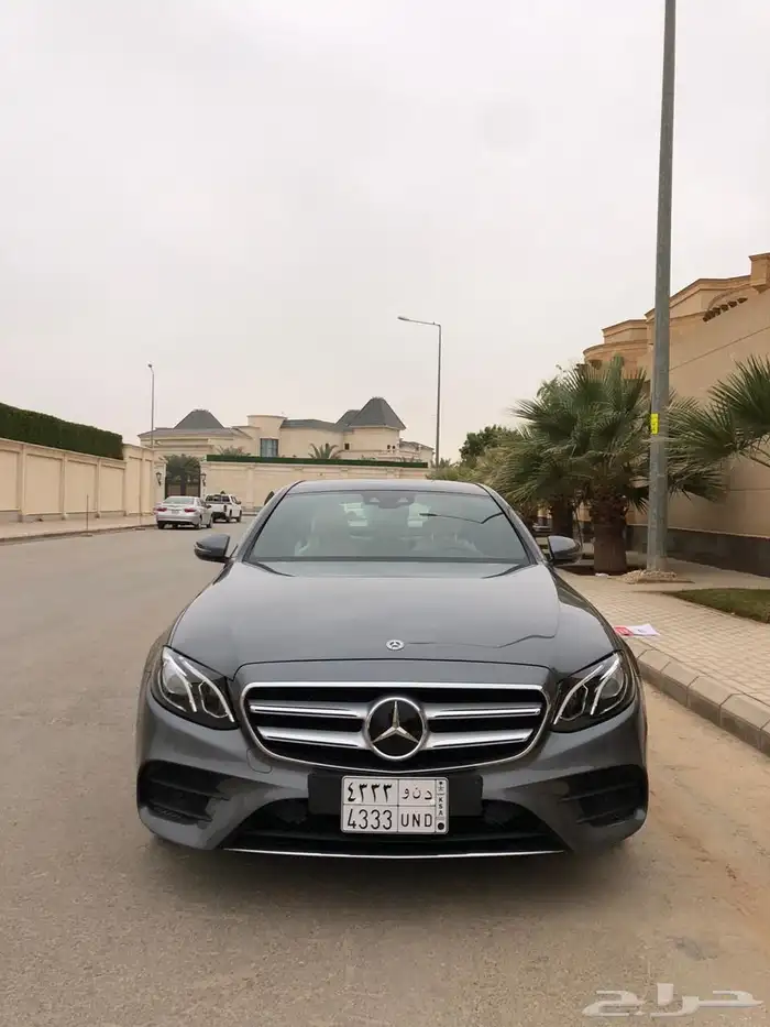 للبيع مرسدس 2018 8