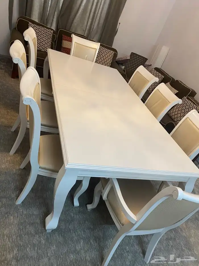 طاولة طعام مع بوفيه 1