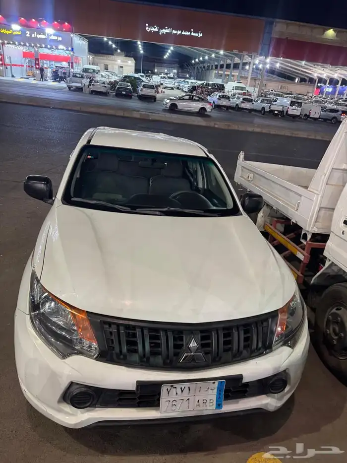 للبيع وانتيت L200 ديزل غمارتين 15