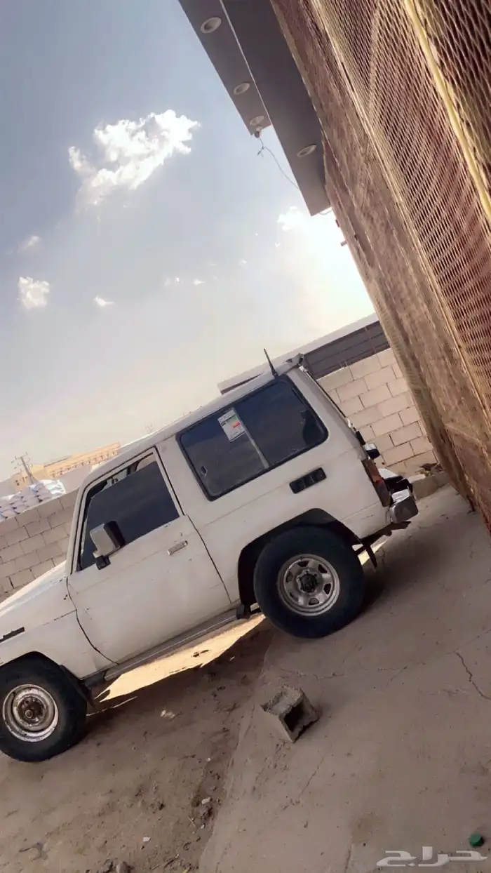 جيب ربع 89 خالط مويه والزيت وفيه صدع تحت باب الراكب شاص 8