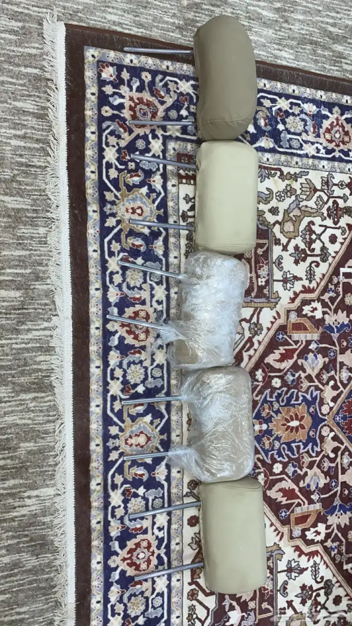 طقم تكيات راس جلد اصليه 0