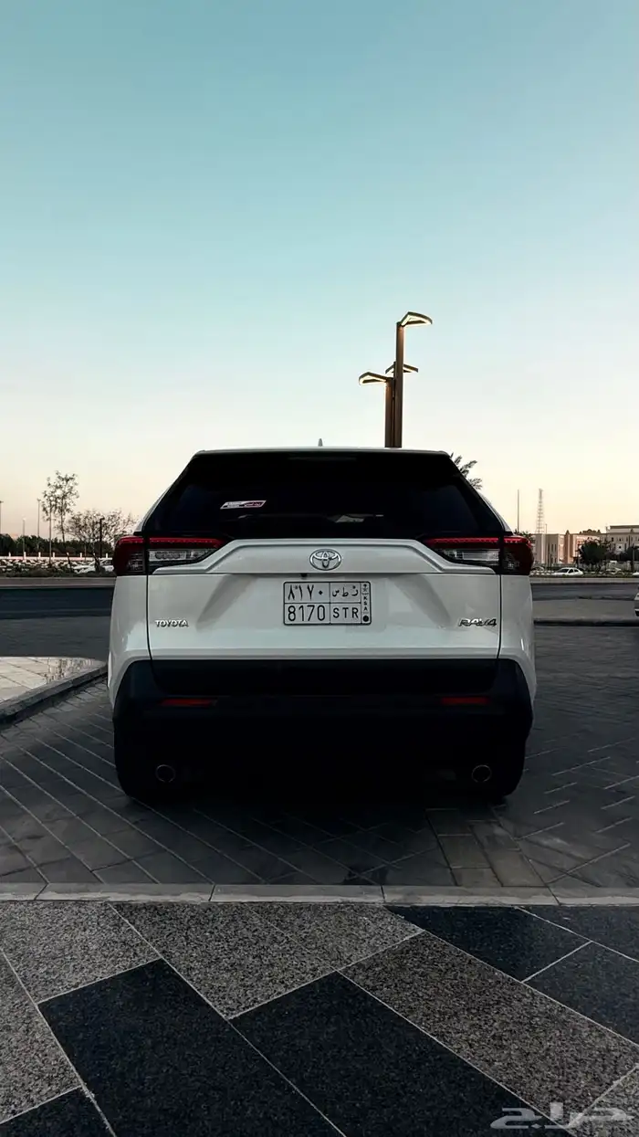 راف فور 2023 بنزين 3