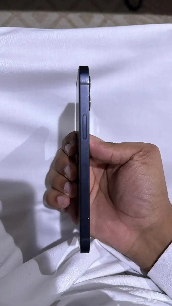 ايفون 12 العادي 2