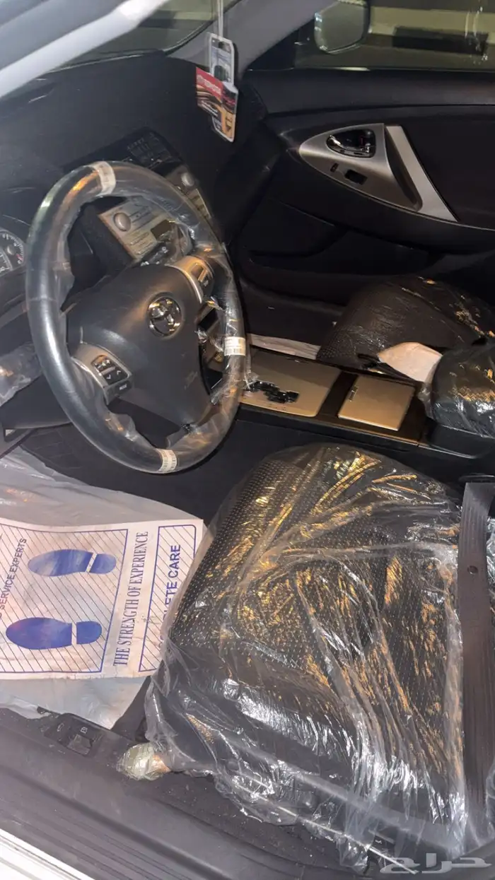 للبيع داخليه كامري اللون اسود 2