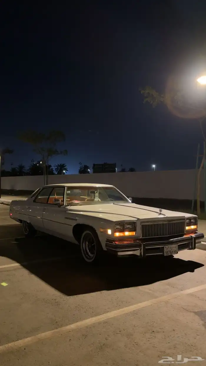 سيارة كلاسيك للايجار عرض 7