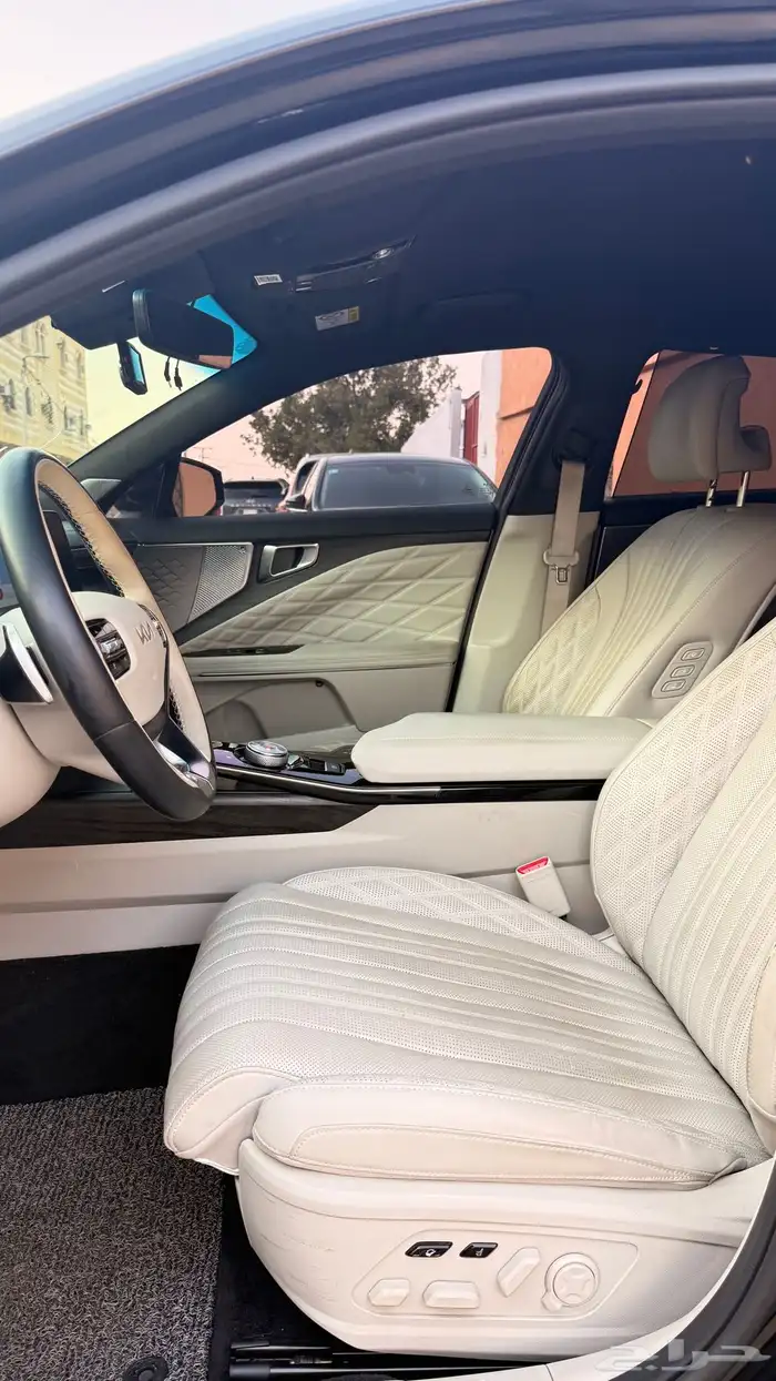 كيا K8 2022 ( بنزين) v6 فل كامل بحالة الوكالة 8
