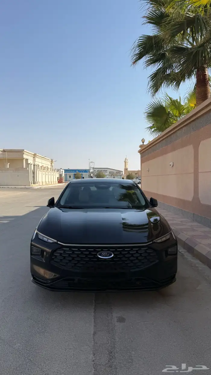 فورد تورس 2023 ترند اسود وكاله شرط 1