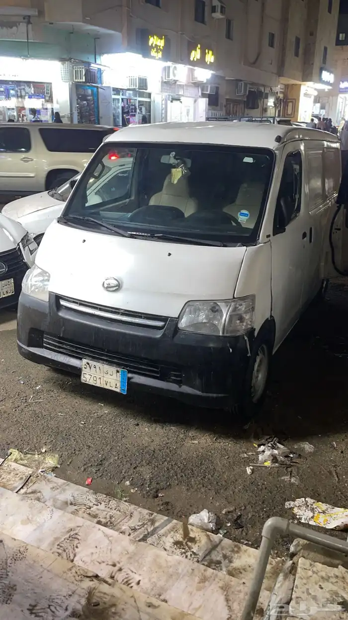 دباب دايهاتسو موديل 2013 فيها راس مكينه 1