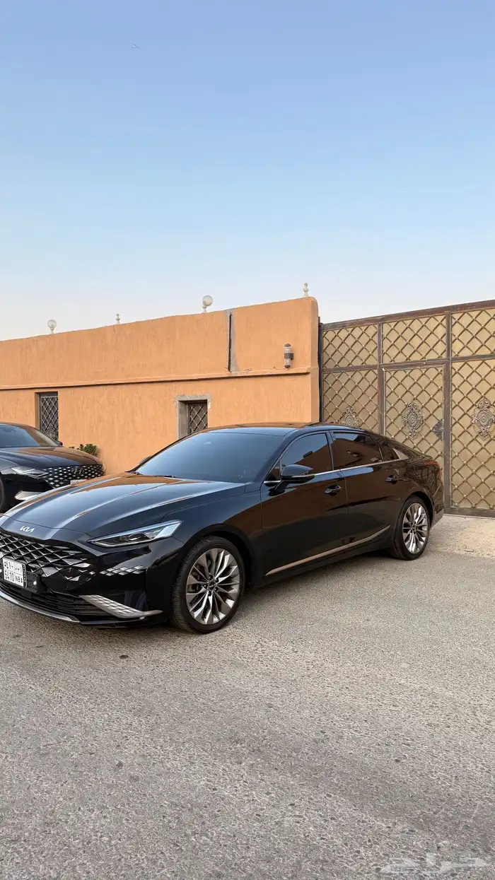 كيا K8 2022 ( بنزين) v6 فل كامل بحالة الوكالة 1