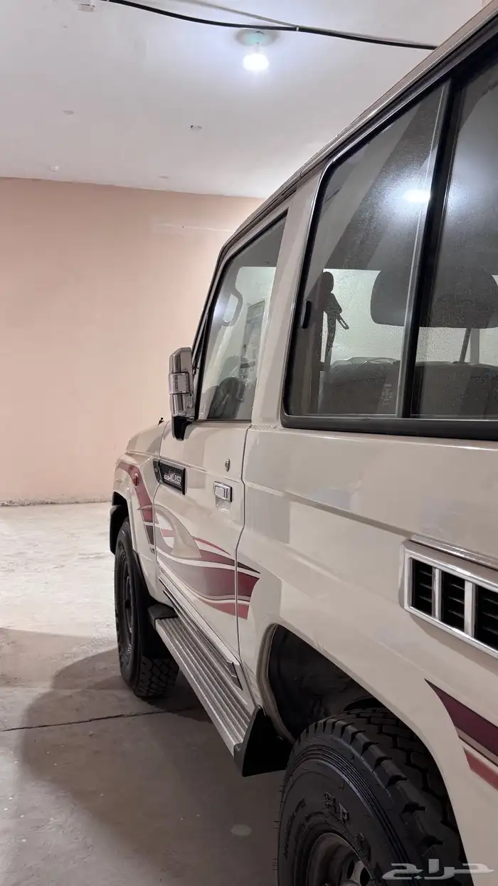 للبيع ربع 2018 بريمي 8