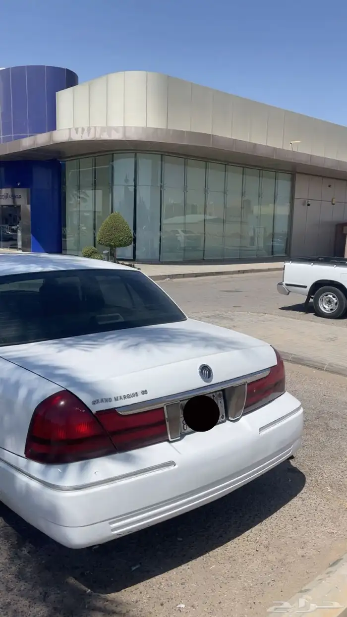 فورد ماركيز 2003 للبيع بودي وكاله 9