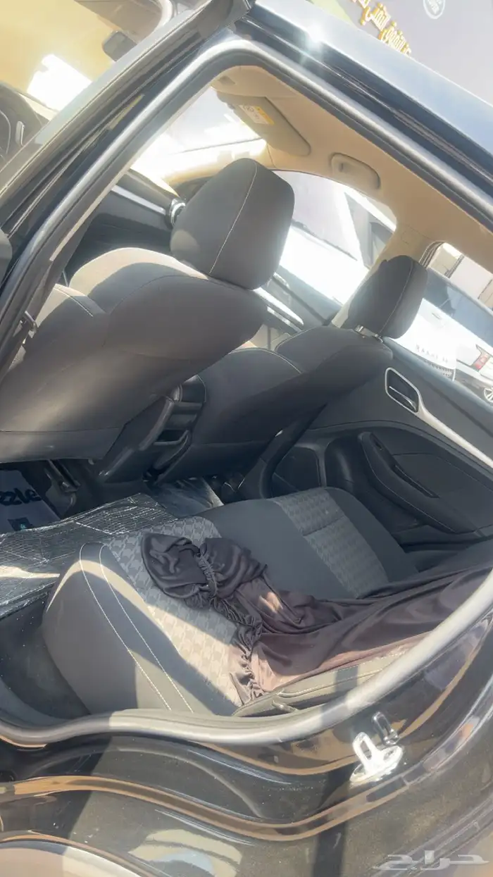 MG zs اسود 1