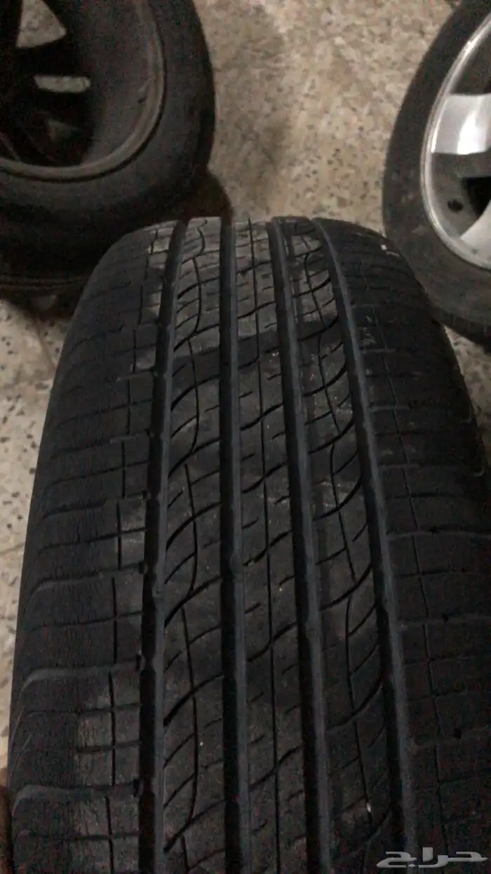 جنوط بكفراتها توسان مقاس 18 1