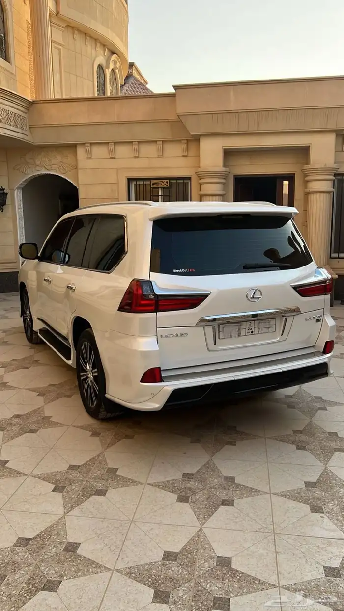 لكزس 570 S موديل 2019 10
