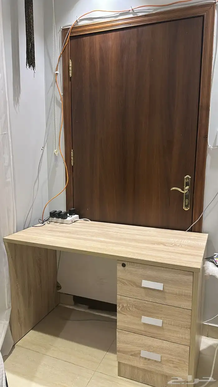اثاث منوع للبيع 0