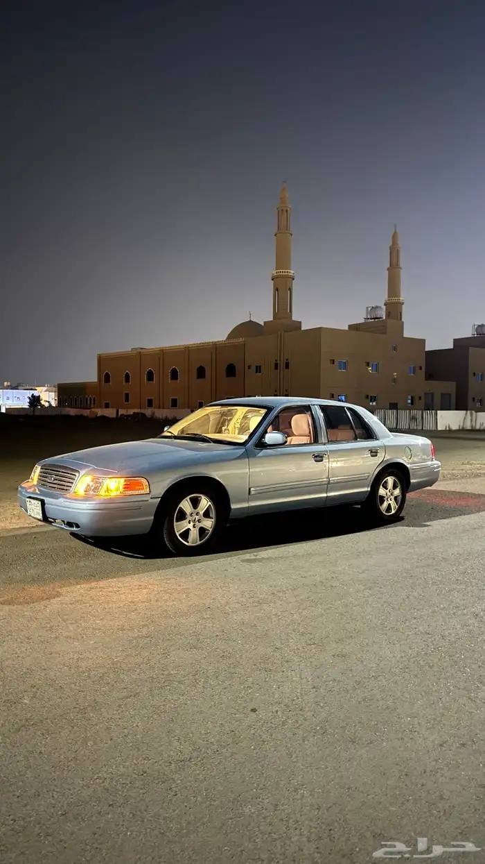 فورد فكتوريا بوليسي 2012 15