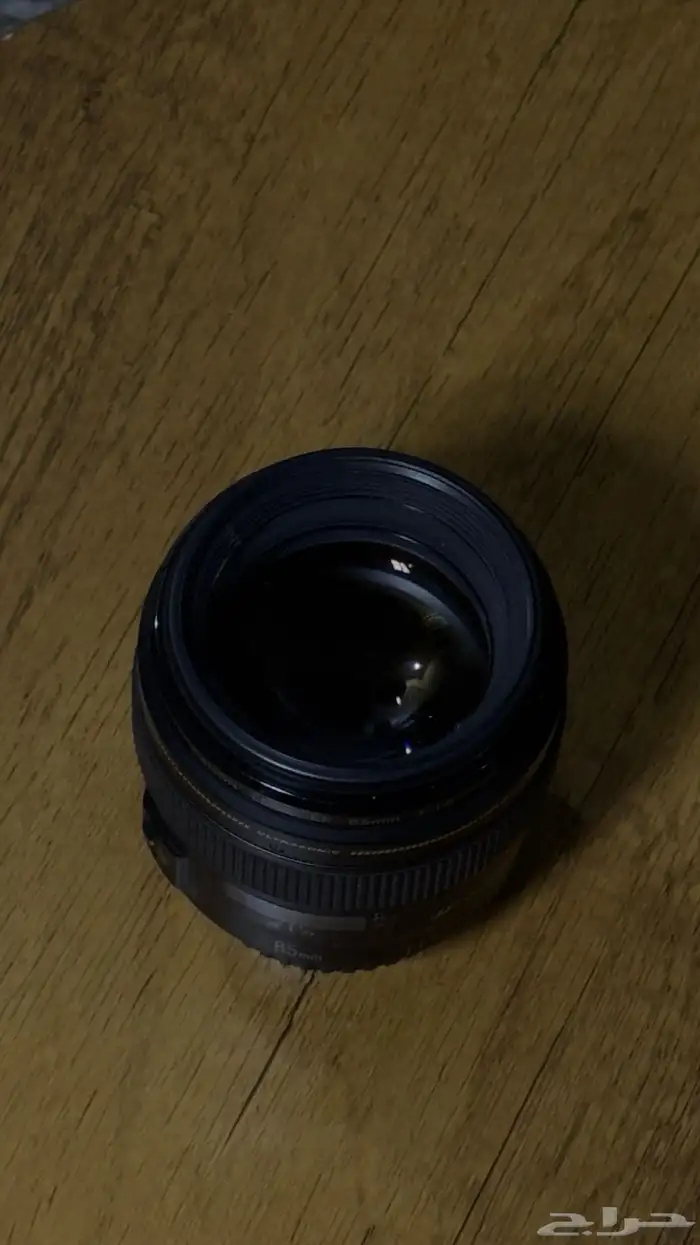 للبيع كاميره كانون مارك 3 وعدسه 105-24 وعدسه 85mm 1.8 8