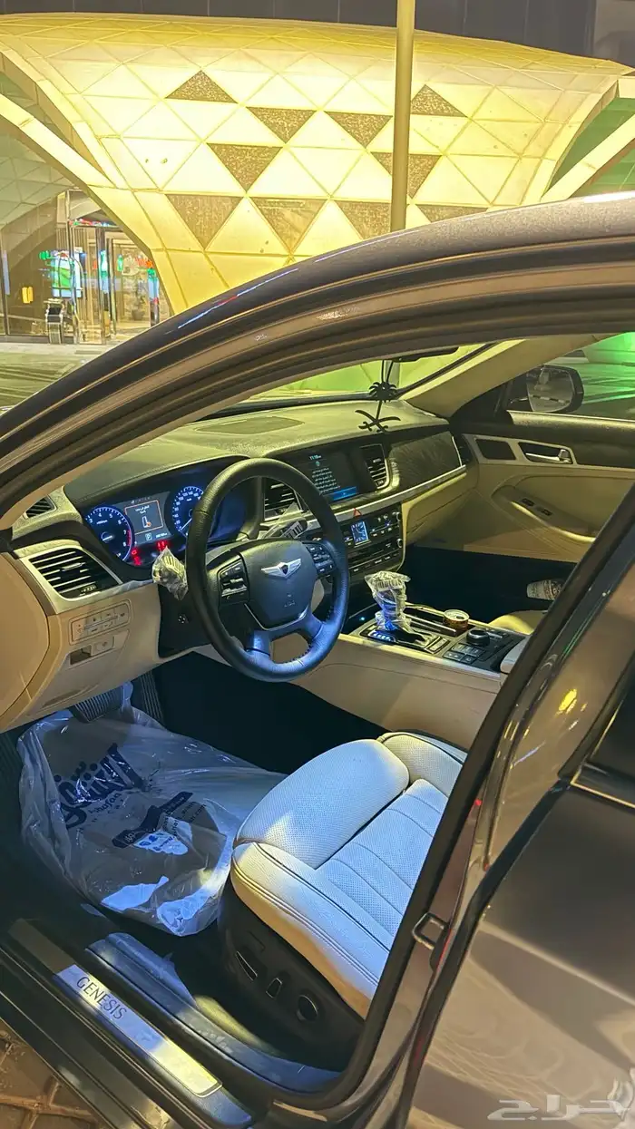 جنسس g80 رويال 8 سلندر 8