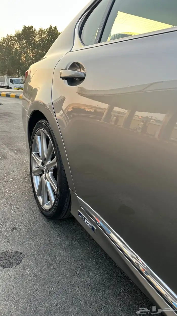 لكزس GS 17