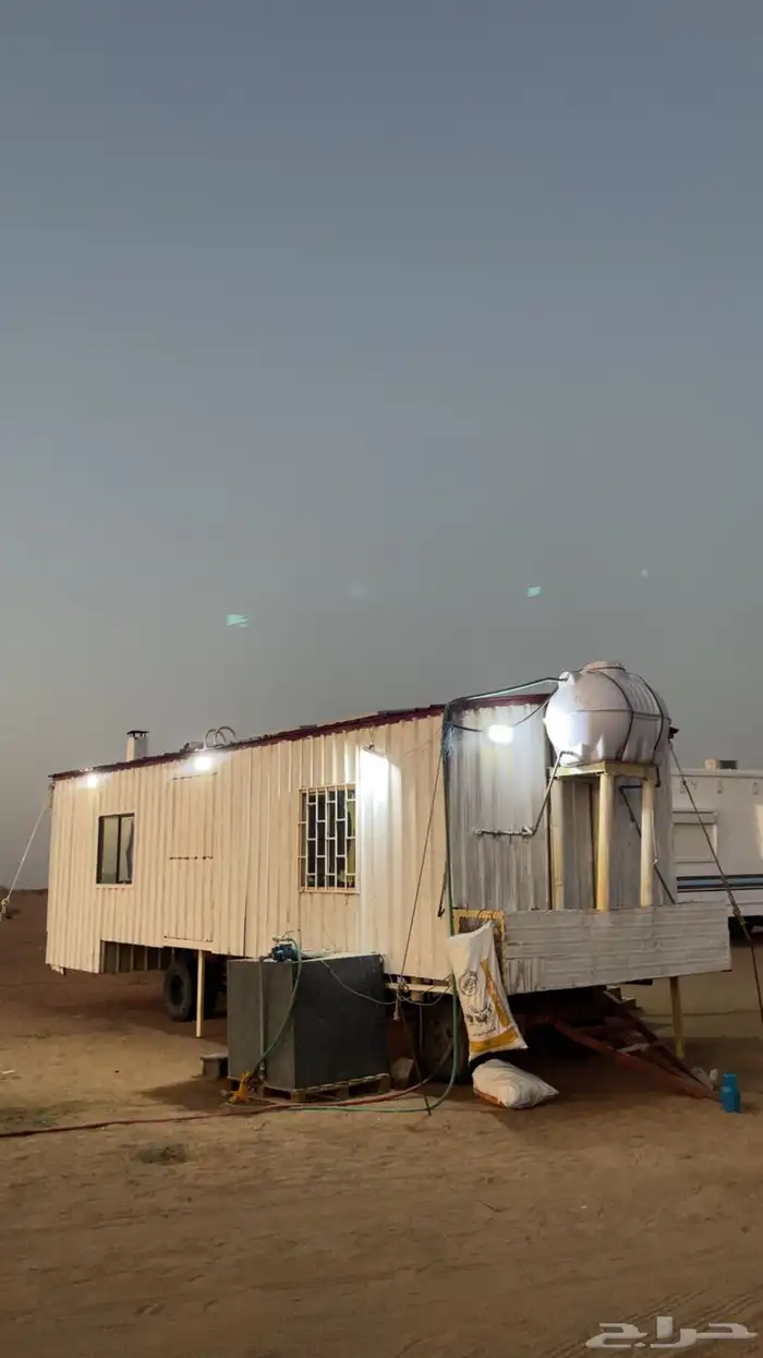 غرفه عريعره الطول 10 مطبخ ومجلس 0