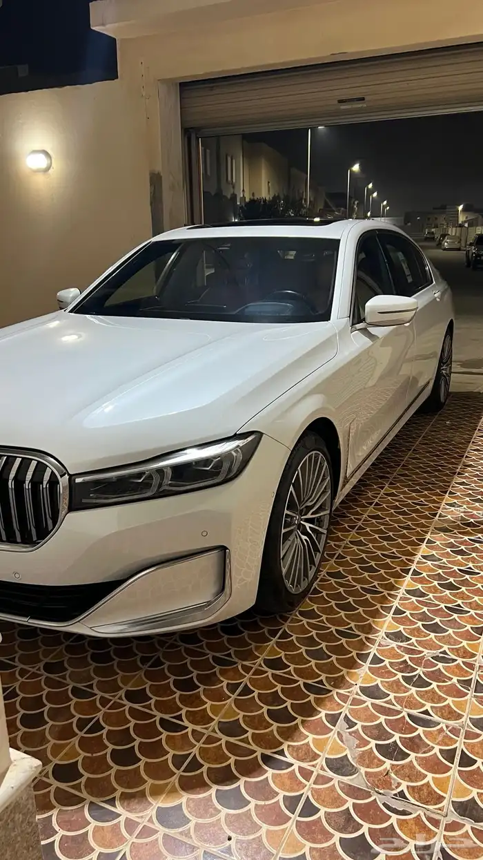 بي ام دبليو 730 2021 فل مواصفات 0