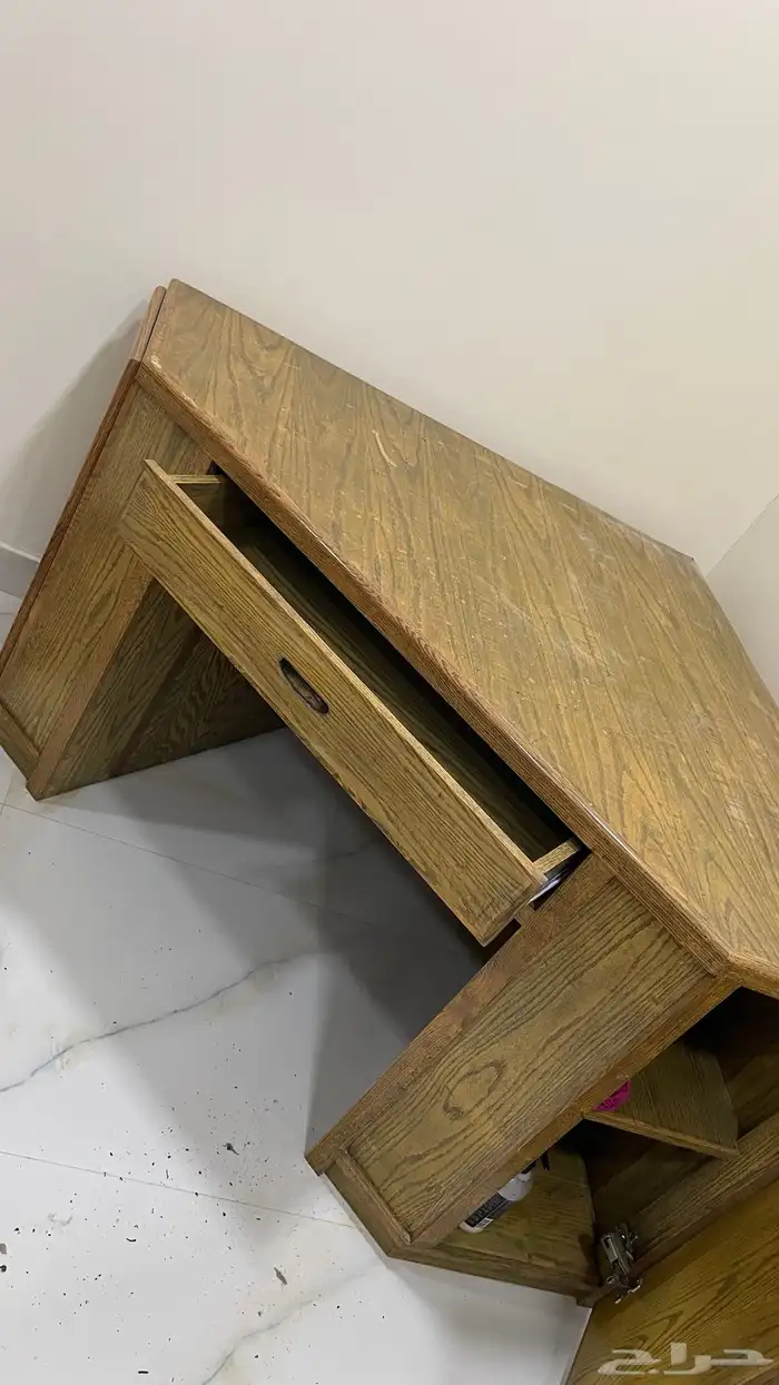 طاولة مكتب زاويه 1