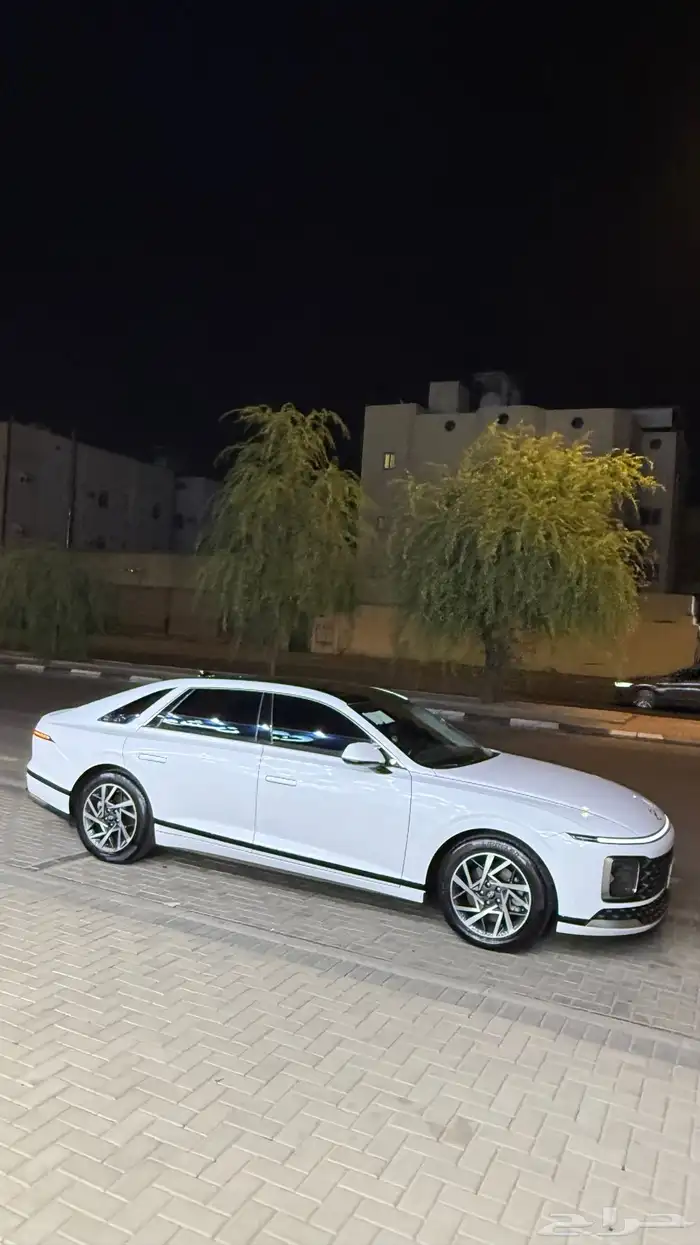 ازيرا لتنازل باقيلها 3 سنين ممشى 73 صيانتها في الوكاله 2