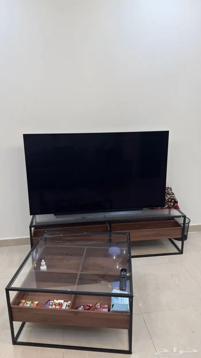 اثاث وأجهزه كهربائيه للبيع 0