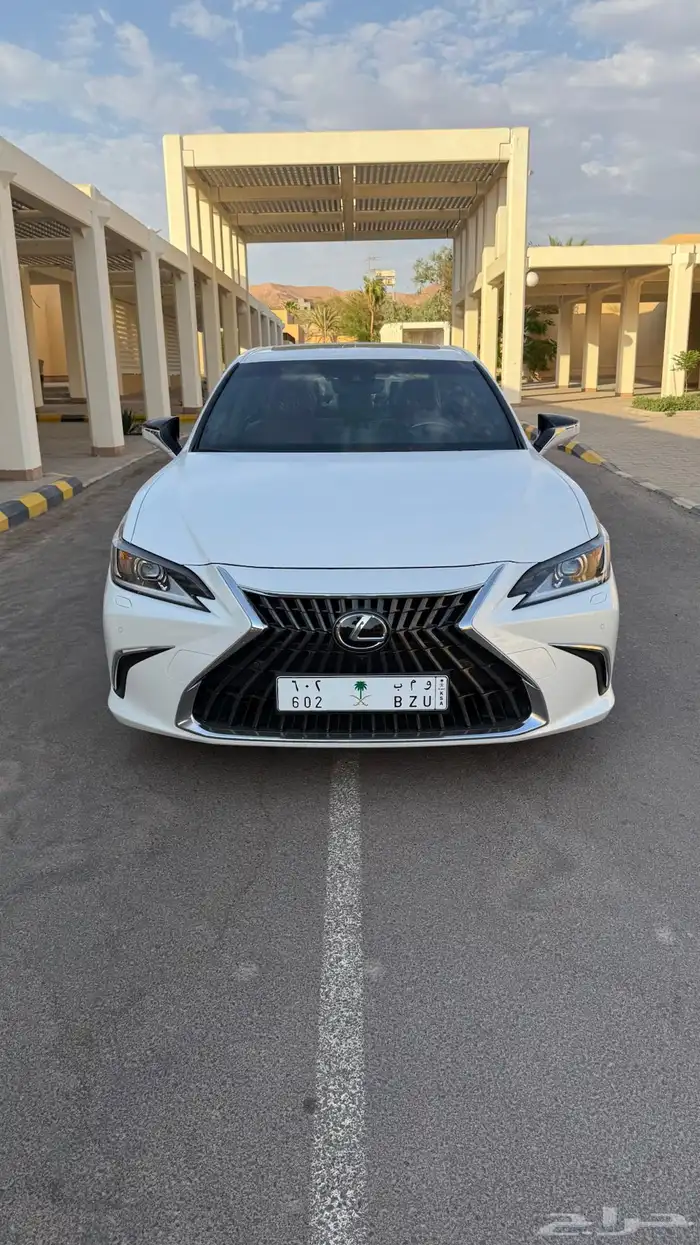 للبيع لكزس ES 350 CC بلس - موديل 2024 10