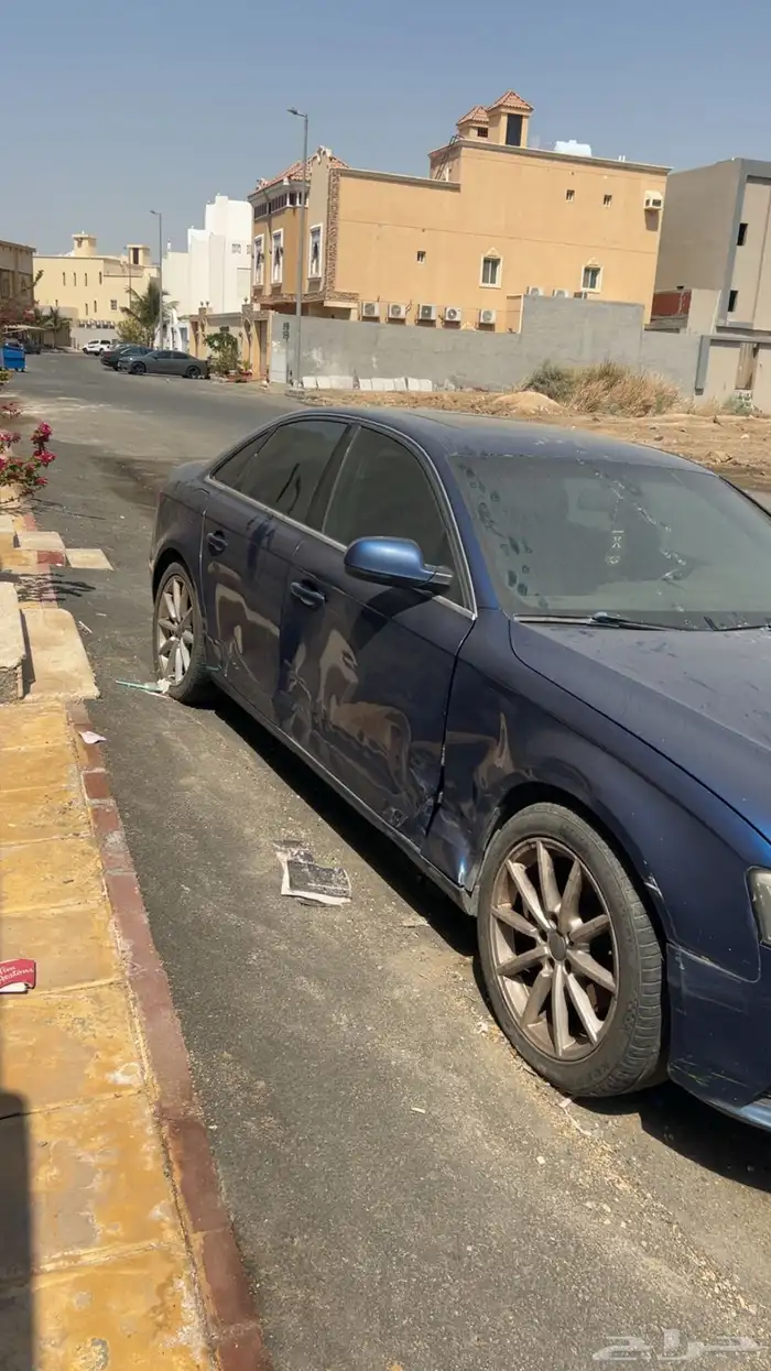 اودي A4 تشليح 0