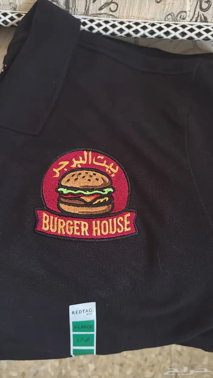 تطريز  تيشيرتات  كابات  سديريات  بلوفرات 15