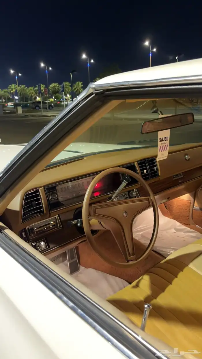 سيارة كلاسيك للايجار عرض 13