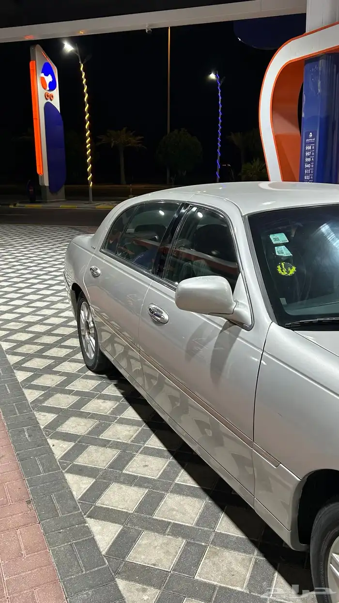 لنكون تاون كار 2008 نظيف 7