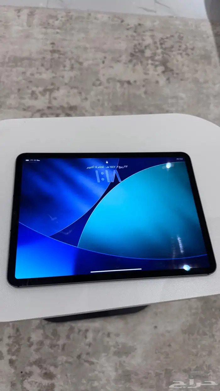 ايباد pro الجيل الثالث المعالج M2 الذاكرة 256g يدعم الشريحه 0